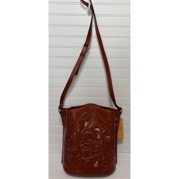 PATRICIA NASH Lavello Cut Out Brown Leather Bucket Crossbody Shoulder Bag NEW - Picture 2 of 11